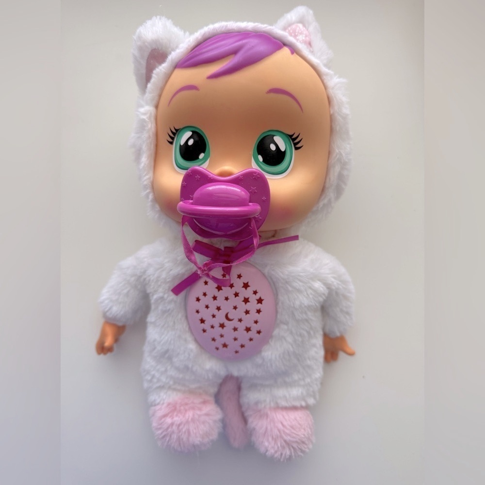 Cry Babies Goodnight Starry Sky Daisy interactive doll.